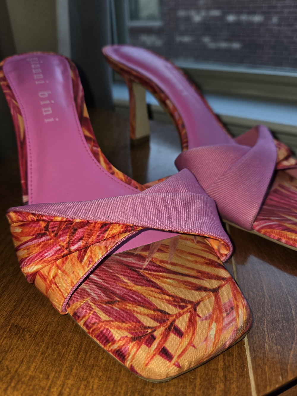 Gianni Bini Pink Tropical Print Slide Heels - Picture 2 of 6